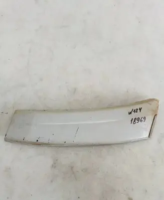 Mercedes-Benz E W124 Rear fender molding trim 1246902040 4730791