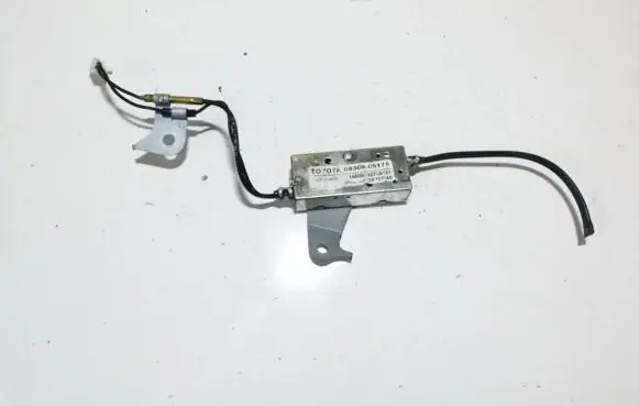 Toyota Avensis T250 Antenna control unit 8630005170