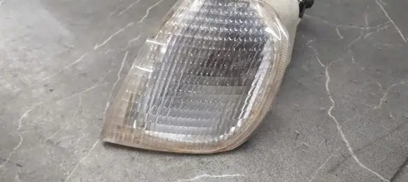 Alfa Romeo 145 - 146 Front indicator light 143241