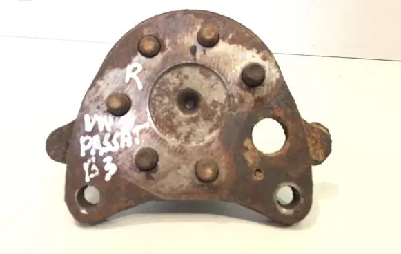 Volkswagen PASSAT B3 Stub axle 