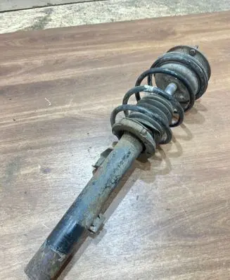 BMW 3 E90 E91 Front shock absorber with coil spring 6796160 1054131517 F90V015S