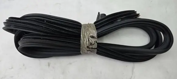 Renault Trafic III (X82) Sliding door rubber seal 
