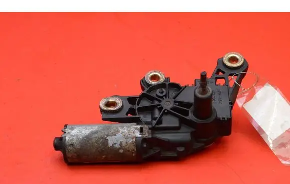 Volkswagen PASSAT B5 Rear window wiper motor 8L0955711B