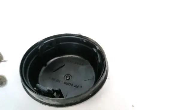 Citroen C8 Headlight/headlamp dust cover 89001146