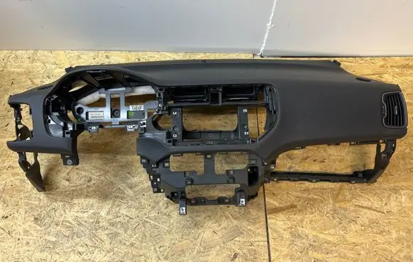 KIA Rio Dashboard 847301W100HU 201607110988