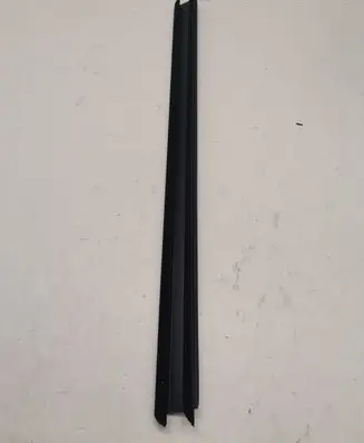BMW X5 F15 Rear door window/glass frame 7289641