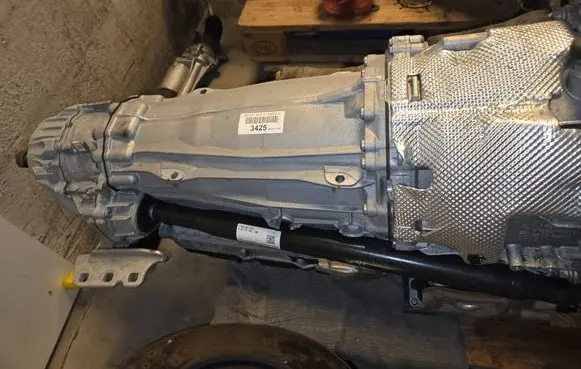 Mercedes-Benz E W214 Automatic gearbox A7252703820 A7259001600 A7252704108