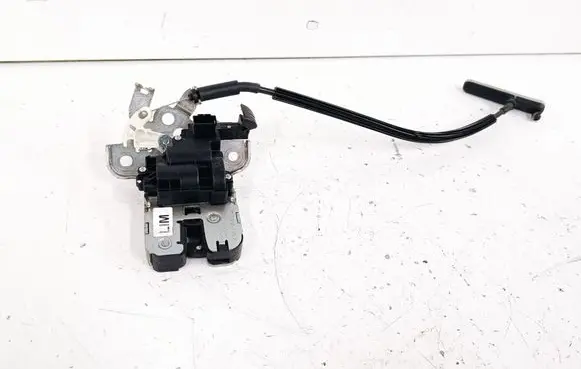 Audi A8 S8 D4 4H Tailgate/trunk/boot lock/catch/latch 4H0827505