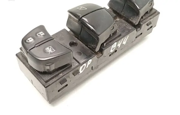 Nissan Juke I F15 Electric window control switch 254011KK0B