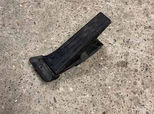 BMW 5 F10 F11 Accelerator throttle pedal 6858574 25916010