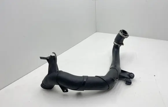 Intercooler hose/pipe