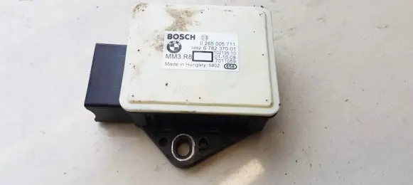 BMW 5 E60 E61 ESP acceleration yaw rate sensor 0265005711 34526782370-01