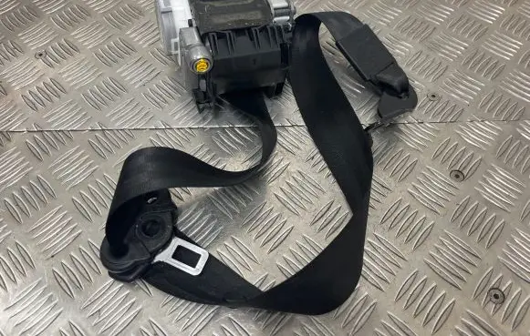 Audi Q5 SQ5 Front seatbelt 8R1857706K