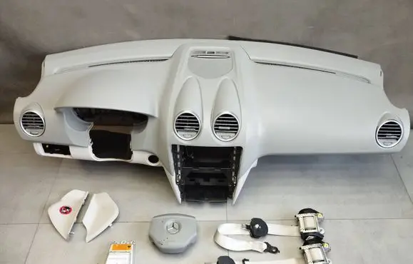 Mercedes-Benz ML W164 Dashboard