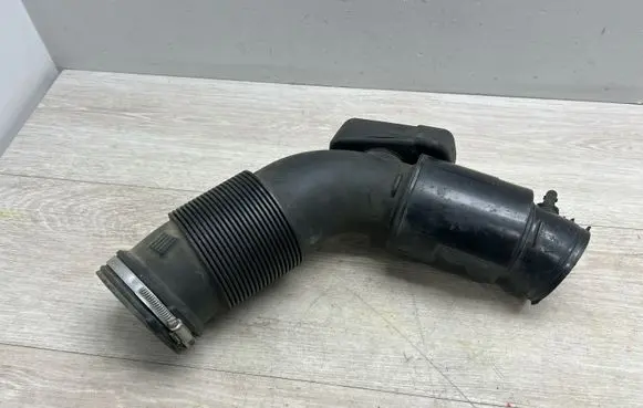 Porsche Cayenne (92A) Air intake hose/pipe 7P0129684B 95811022302 7P0122051
