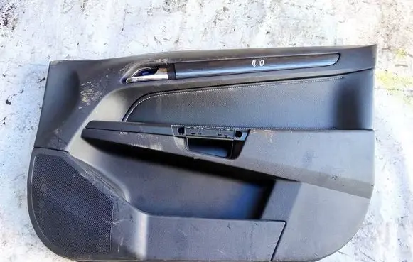 Opel Astra H Front door card panel trim 13177106
