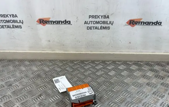Mercedes-Benz E W210 Airbag control unit/module 0018202126