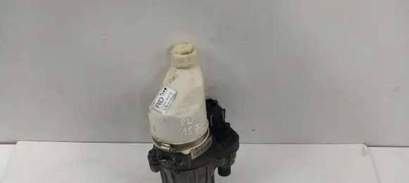 Opel Astra H Power steering pump
