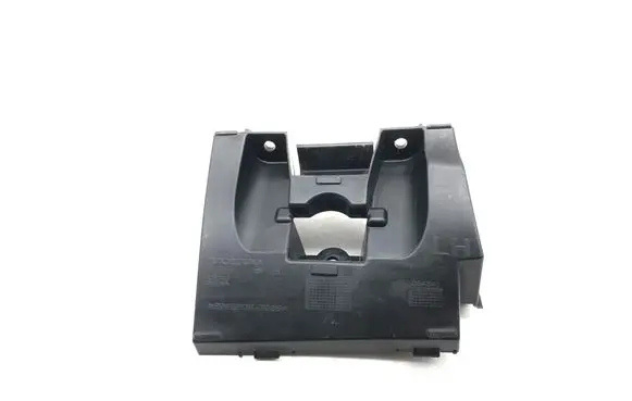 Volvo XC60 Fender mounting bracket 32216697