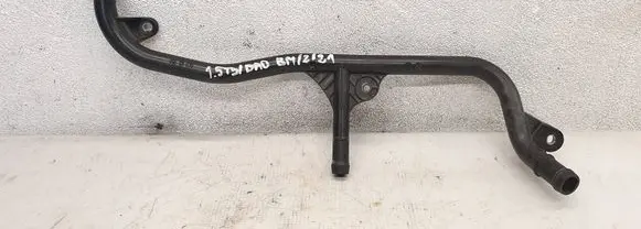 Engine coolant pipe/hose
