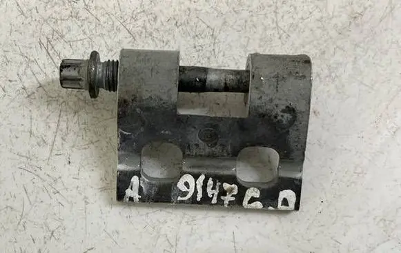 BMW X1 E84 Rear door lower hinge A04657