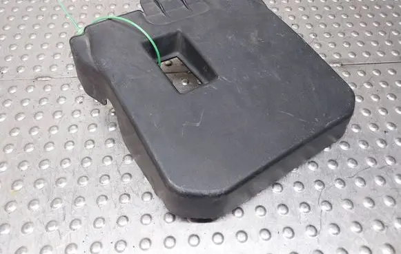 Ford Focus Battery box tray S26380445 AM5110A659AB