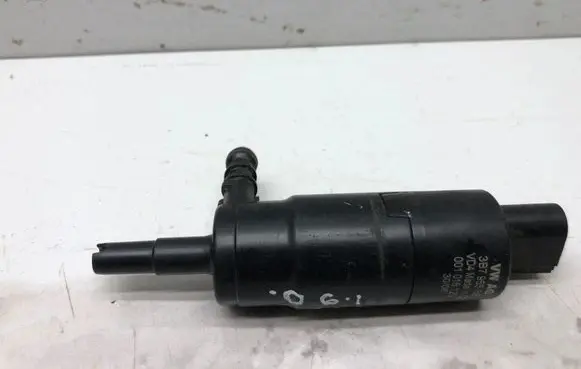 Audi A4 S4 B6 8E 8H Headlight washer pump 3B7955681 00101612V