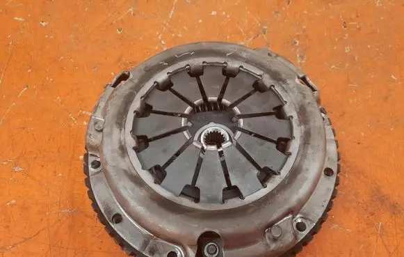 Chevrolet Aveo Clutch set kit 119016310