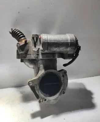 Audi A4 S4 B6 8E 8H EGR valve 06D131503C