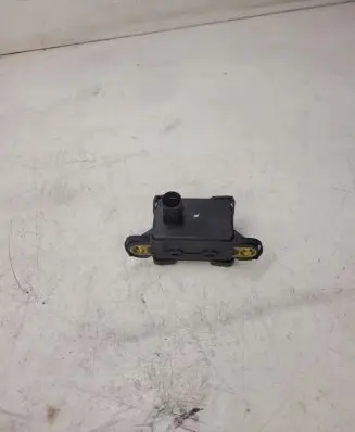 Audi A3 S3 8P ESP acceleration yaw rate sensor 1K0907655D