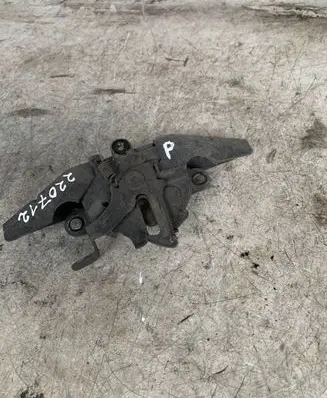 Toyota Corolla E120 E130 Engine bonnet/hood lock/catch