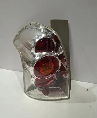 Toyota Corolla Verso AR10 Rear/tail lights 815610F020