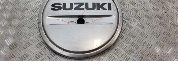 Suzuki Grand Vitara I Spare wheel mounting bracket 