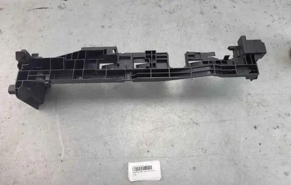 Mercedes-Benz E W213 Radiator mount bracket a0995041700