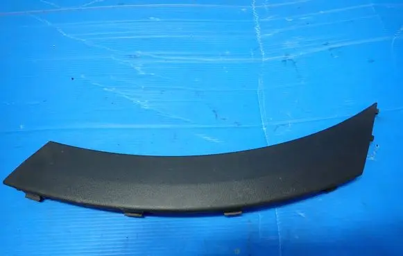 Seat Arona Rear bumper trim bar molding 6F9853025 A3639