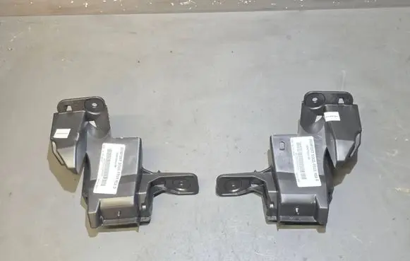 Renault Kangoo III Rear bumper mounting bracket 850D37548R 5852262