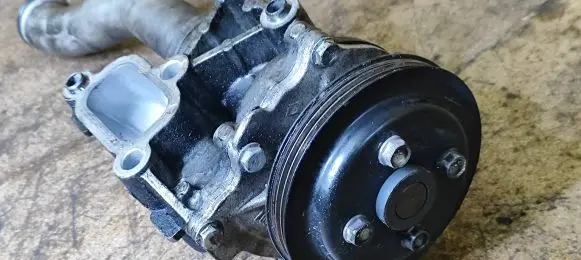 Mitsubishi Outlander Water pump 0C010501