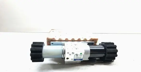 BMW 3 E92 E93 Convertible roof hydraulic pump 7128780