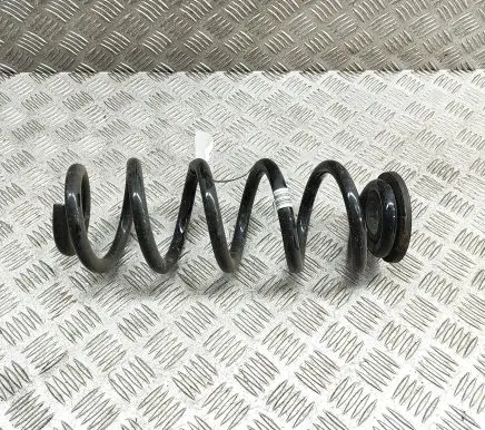 Volvo XC40 Rear coil spring 32416112