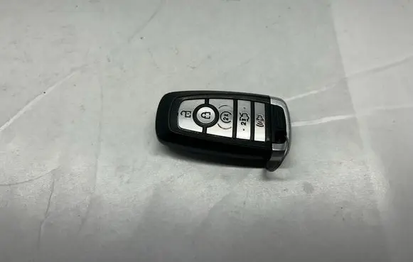 Ford Mustang VI Ignition key/card JR3T15K601BD
