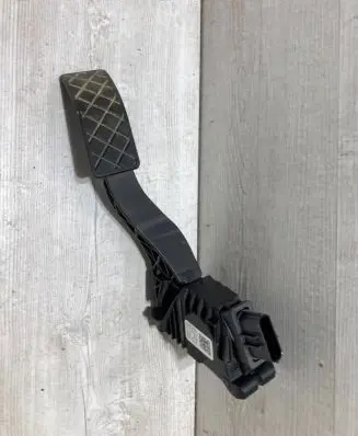 Skoda Octavia Mk3 (5E) Accelerator throttle pedal 5q1723503h