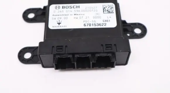 Maserati Levante Parking PDC control unit/module 670153622