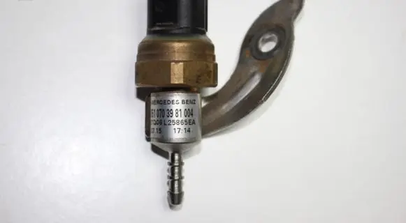 Infiniti Q70 Y51 Sensor A6510703981