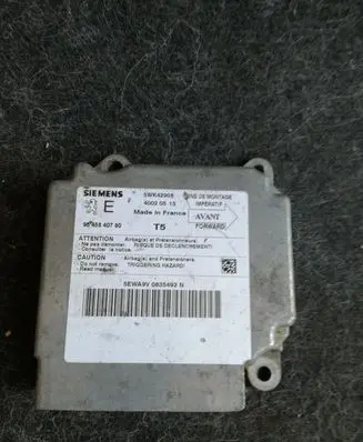 Peugeot 307 Airbag control unit/module 9645840780