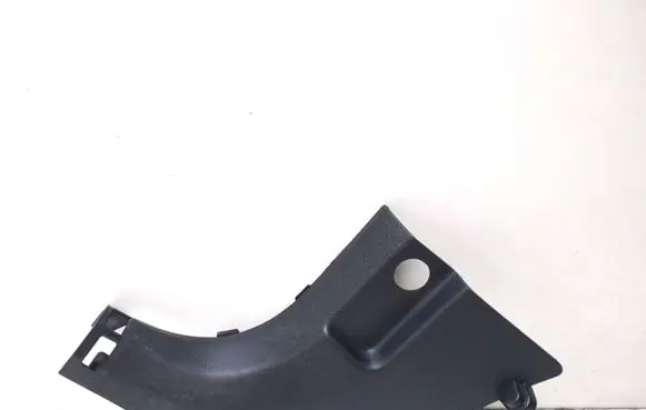 KIA Sorento Front sill trim cover 85823C5000