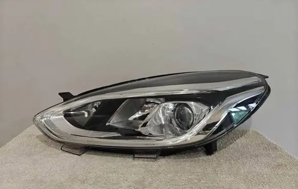 Ford Fiesta Headlight/headlamp L1BB13E015CD