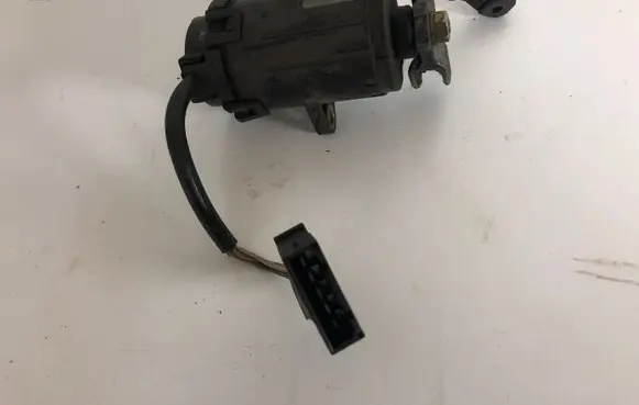 Audi 80 90 S2 B4 Accelerator pedal position sensor 0205001001 046907475B