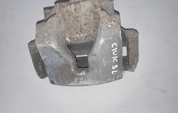 Honda Civic IX Front brake caliper
