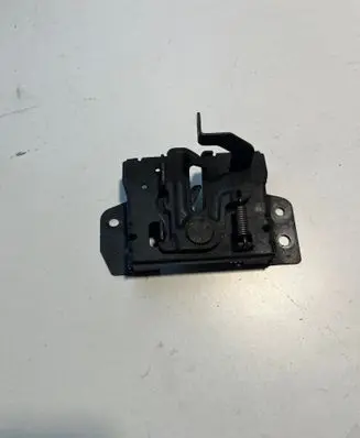 Mitsubishi Pajero Engine bonnet/hood lock/catch