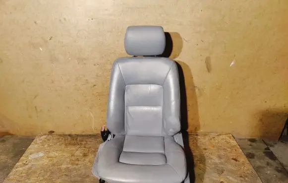 Mercedes-Benz S W140 Front driver seat 